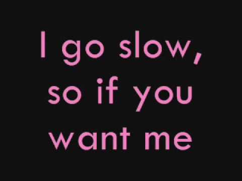 Kelly Clarkson - I Do Not Hook Up Lyrics