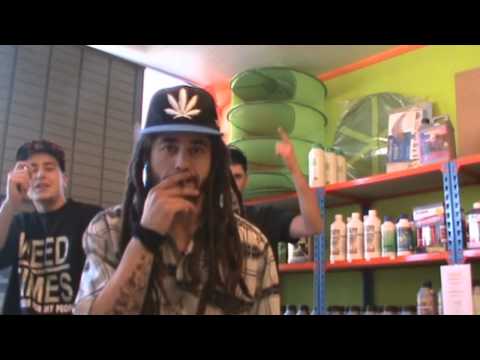 Real Ganja Smooka(Silu ft Regos ft Pras)-UnicSchooL-Harem De Musas 2015