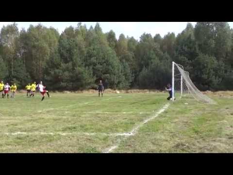 Pierwsza bramka dla LZS Chrząstawa w sezonie 2014/15. Derby z Chociwiem (1:6)