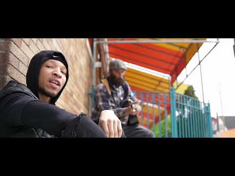 Flystro | Patrona | shot by @a_royal_payne