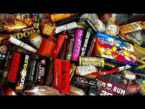 SHOW DE REVELION 2023-2024 PETARDE SI ARTIFICII VUURWERK COMPILATION !