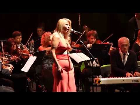 "Zmysły Precz" z filmu Kingsajz,Anna Jurksztowicz w Ełku