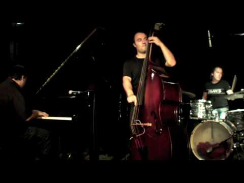 Eric Legnini Trio "Rock the Days" (Acoustic Version)