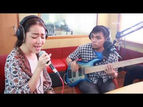 [FRIDAY I'M IN LOUNGE] Barry Likumahuwa & Adinda Shalahita - Every Little Step
