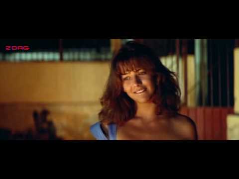 Sophie Marceau smoking in movie "Descente aux enfers"
