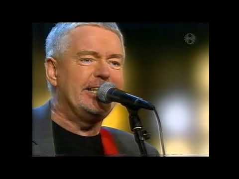 Mannakorn.  Gleðibankinn.  2003.  Sp.  416.