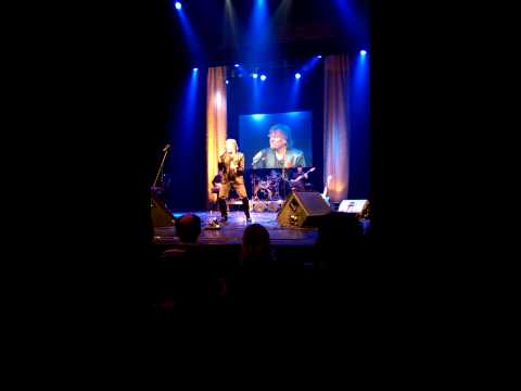 Narozeninový koncert Stanislava Hložka 60 - Za to může déšť, ne já