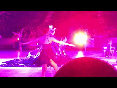 Star Struck - Tashana Hardy sings Sarah brightman cover