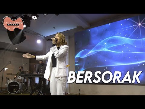 Bersorak (Cover) - Lifehouse Music ft. Inda Belgrade L.
