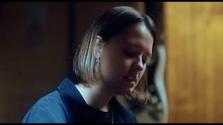 Chartreuse - Woman video