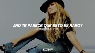 Hilary Duff - Weird || (Español + Lyrics)