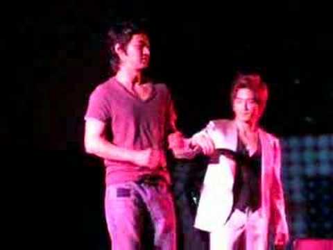 Minjin Dancing @ Minwoo's Birthday