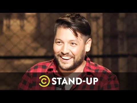 Luiki Wiki | Bar Central | Comedy Central México