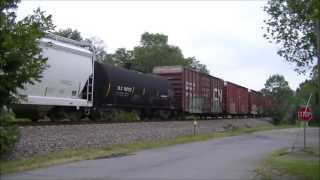 preview picture of video 'Short, Fast Moving, CSX Freight Train, Johnson Cit'