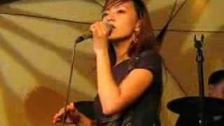 Dianne Elise: "Can't Take My Eyes Off You" @ Aruba Metrowalk