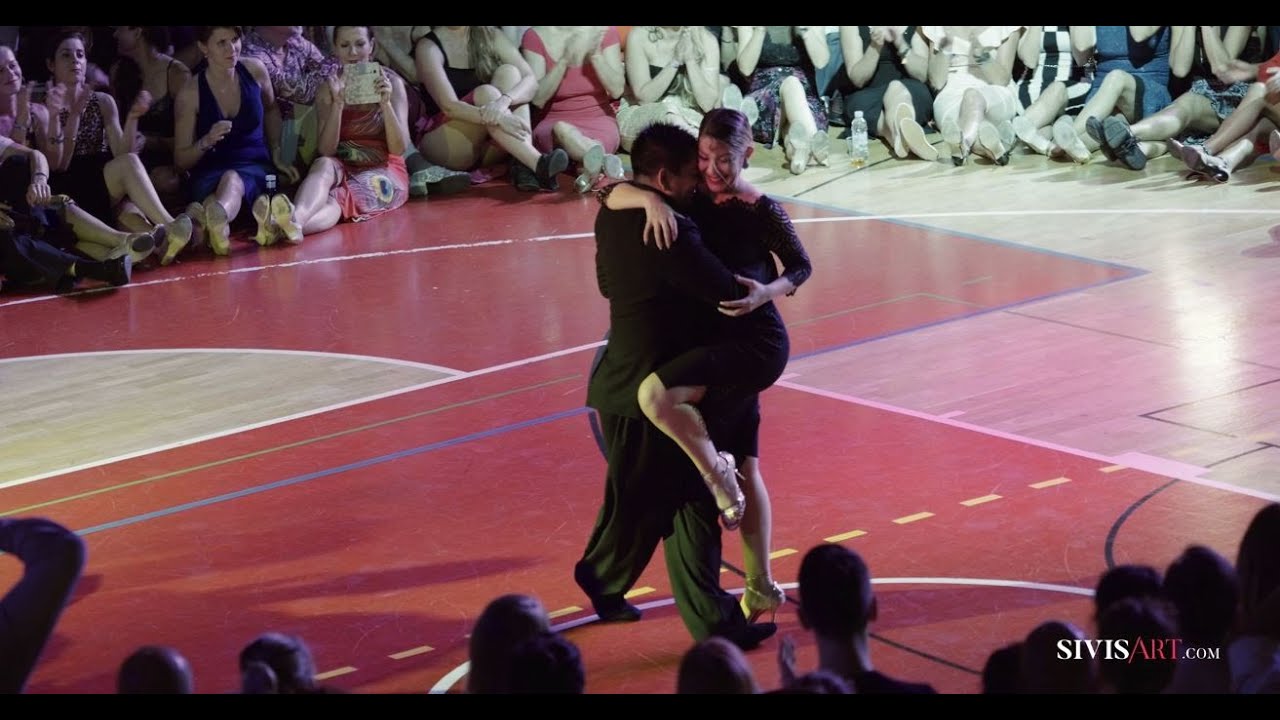 Carlitos Espinoza & Noelia Hurtado "Mano Brava" by Sivis'Art