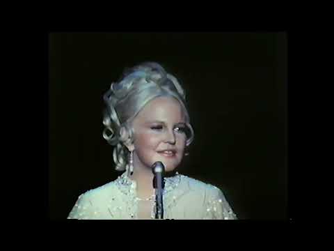 Peggy Lee - Didn’t We - Live 1969 [Enhanced video]