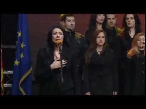Калиопи ја пее химната на Македонија