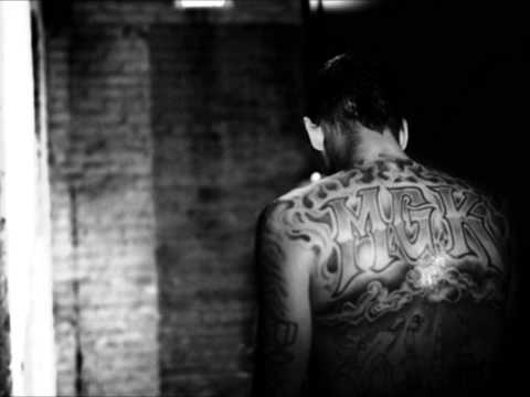 The Kickdrums - My Life Ft. Machine Gun Kelly