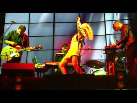 Alloise — Before the dawn @ D*Lux (4k)