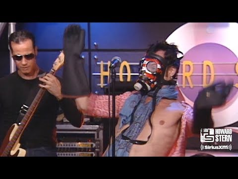 Thumbnail for Stone Temple Pilots “Vasoline” on the Howard Stern Show in 2000 by Scott Weiland