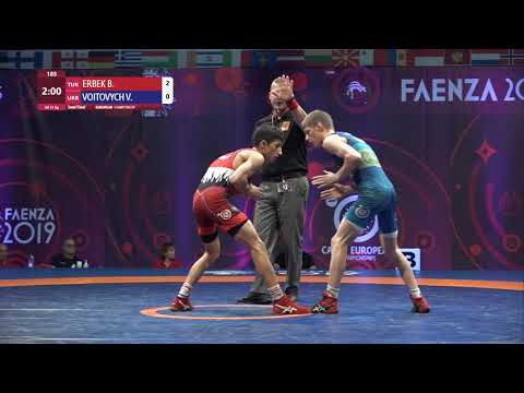 1/2 GR - 51 kg: B. ERBEK (TUR) v. V. VOITOVYCH (UKR)