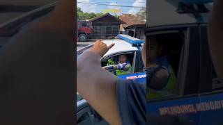 Download lagu TRUCK DRIVERS ARE NOT AFRAID OF THE POLICE mp3