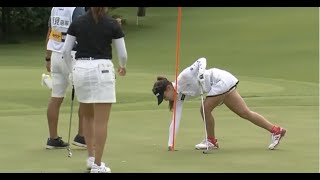【女子ゴルフ】臼井麗香スカートひらり強風プレイ、ミニスカ美脚