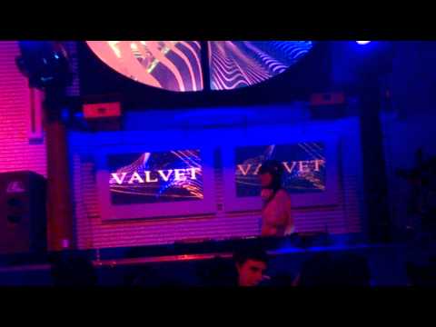 Valvet - Paula Pedroza & Danni La Vie na Privièle Búzios (1/2)