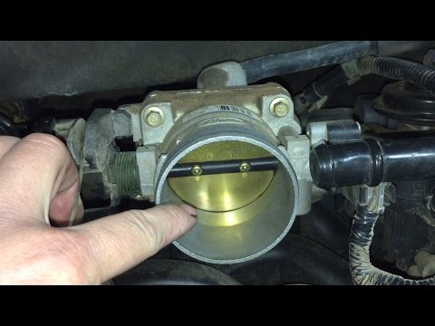 Ford Quick Tips: #43 Cleaning Cable Driven Throtle Bodies Properly