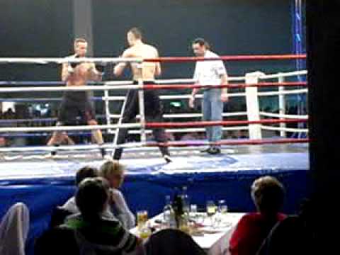 2. Bernauer Fight Night Steven Hugk (lange Hose)