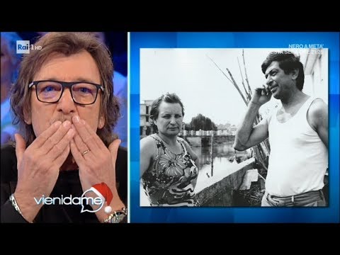 "Grazie papà, è stato importante" Cecchetto si confida e fa commuovere - Vieni da me 13/12/2018