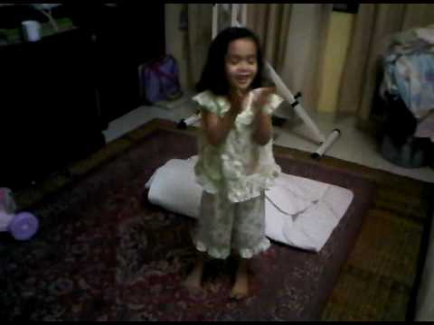 Damia singing "Happy Birthday"