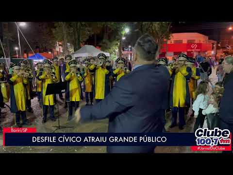 BARIRI: DESFILE CÍVICO ATRAIU GRANDE PÚBLICO