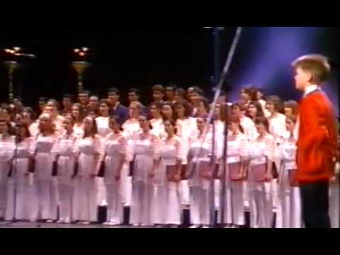 Hor "Josif Marinkovic" i Hor "Zikica Jovanovic - Spanac" - Vospojte .mp4