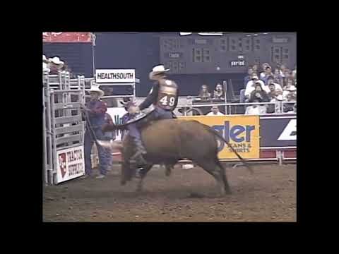 Lonnie Steverson vs Boot Hill - 99 PBR Nashville (86.5 pts)