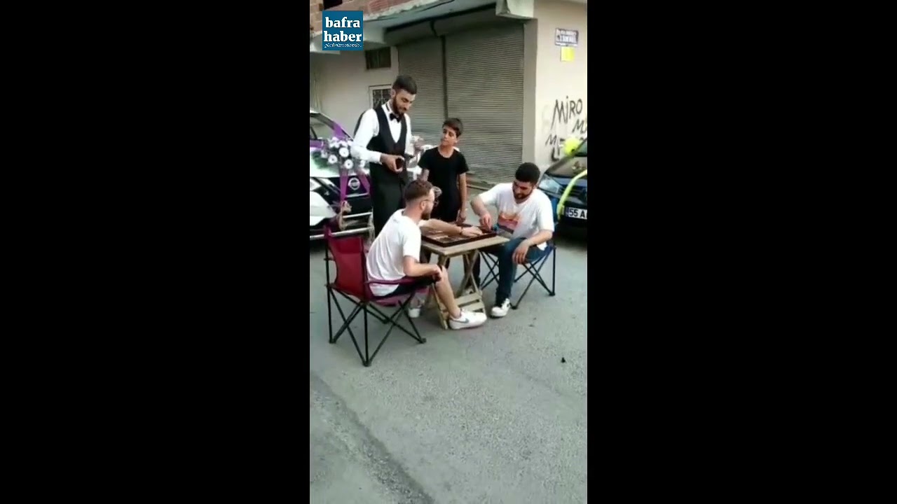 Bafra’da Gelin Arabasının Önünü Keserek Tavla Oynayıp Bahşiş İstediler