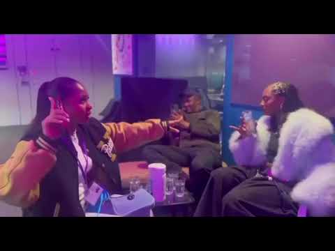 Tems vibing to Weird mc‘s “Ijoya” 🔥#tems