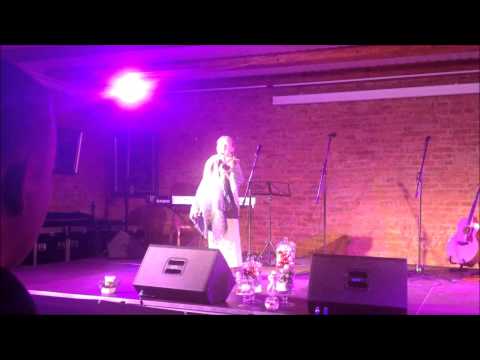 Elizabete Lukaševiča. Valts Pūce ''Nosalušais sunītis''.