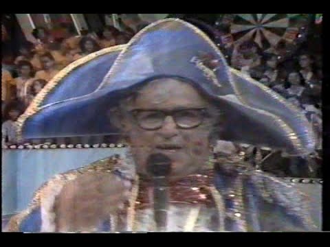 PROGRAMA CASSINO DO CHACRINHA1983