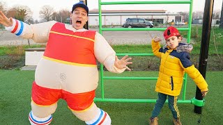 Download lagu Jason helped Alex to lose weight after unhealthy food  mp3