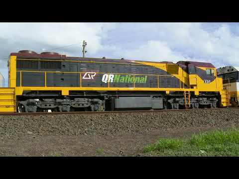 QRNational & Pacific National Diesel Locomotives At Dynon (24/9/2009) - PoathTV Australian Trains