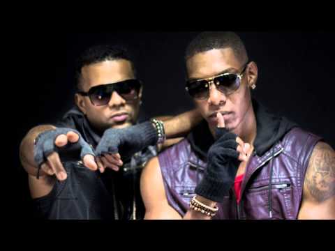 Neashard ft Esco {Around That Official Audio}