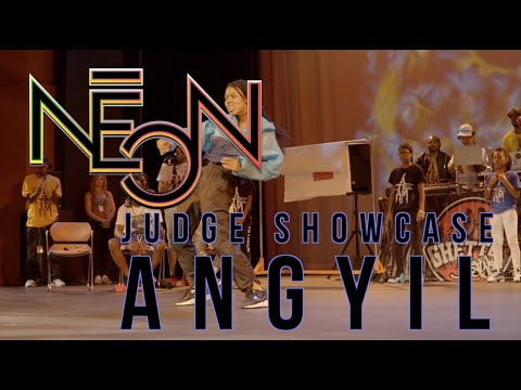ANGYIL JUDGE SHOWCASE NEON 2018