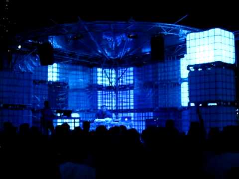 Le K live @ KUBIK festival Melbourne closing night 27/11/11