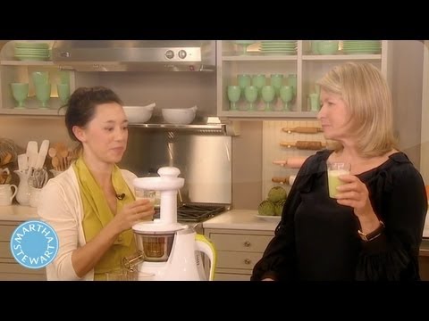 download lagu mp3 mp4 Martha Stewart Green Juice, download lagu Martha Stewart Green Juice gratis, unduh video klip Martha Stewart Green Juice