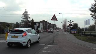 preview picture of video 'Spoorwegovergang Boskoop/ Dutch Railroad-/ Level Crossing/ Bahnübergang/ Passage a Niveau'