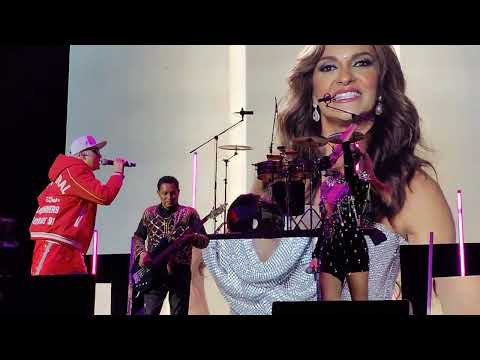 Mariana Seoane & Raymix - 3 Minutos (Live In México City, México)