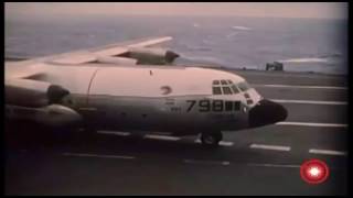 Непринужденный взлет и посадка С-130 на палубу авианосца 1963 год.