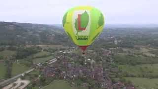preview picture of video 'Montgolfière : vol en montgolfière sur Collonges la rouge en Corrèze.'